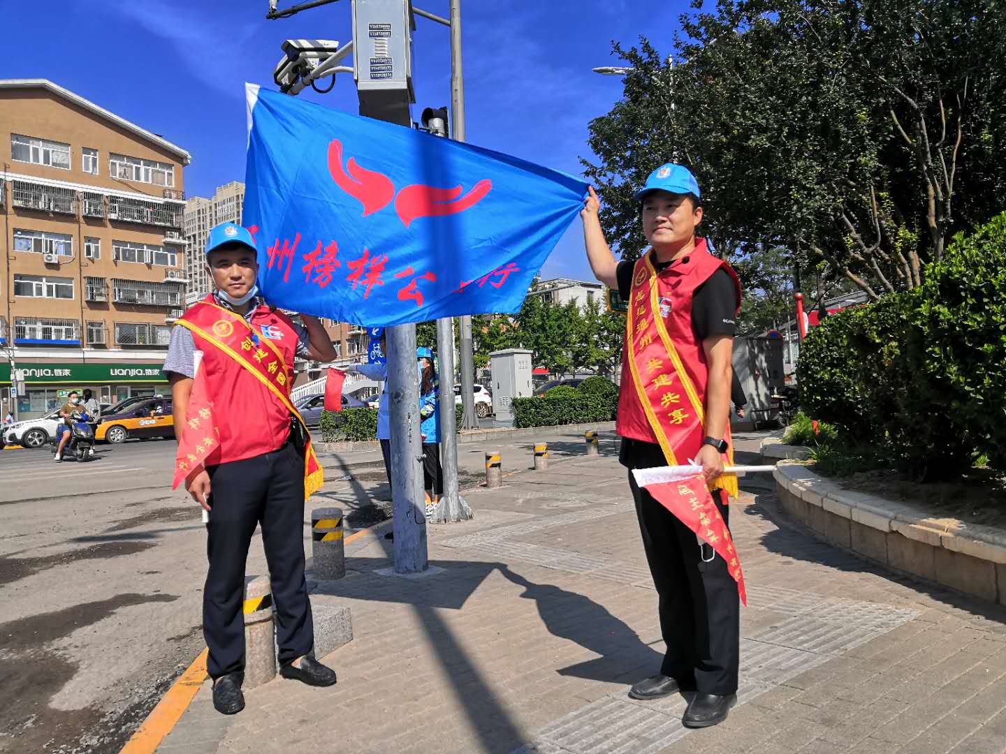 <strong>男人操女人网站1000部</strong>